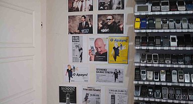 Dünya rekoru kırdığı cep telefonu koleksiyonunu Cem Yımaz'a hediye etmek istiyor