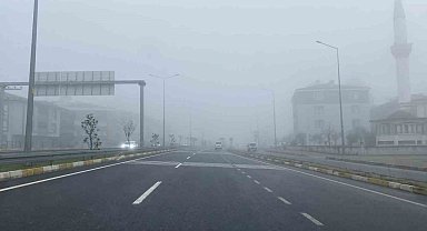 Düzce'de sis etkili oluyor