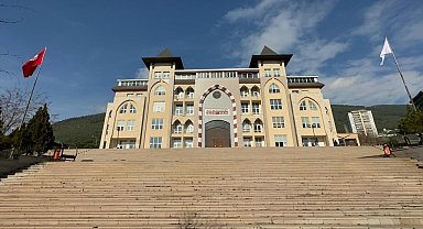 Ebrar Sitesi müteahhitlerinden Tevfik T; "Ben öğretmenim, inşaattan anlamam, ne ile suçlandığımı anlamış değilim"