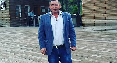 Ecel muhtarı traktörün üstünde yakaladı