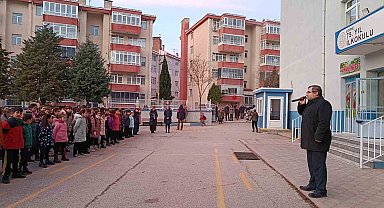 Edirne'de kahraman şehitlerimiz için dua edilip saygı duruşunda bulunuldu