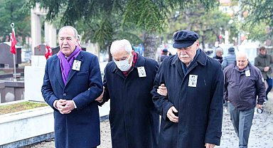 Efsane güreşçi Yaşar Doğu, kabri başında anıldı