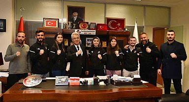 EGO Spor, şampiyonlarıyla sözleşme yeniledi