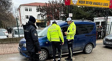 Elazığ'da okul önü denetimleri sürüyor