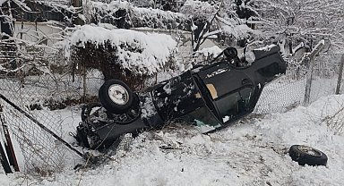 Elazığ'da otomobil devrildi: 5 yaralı