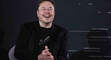Elon Musk: "Neuralink'in beyin çipi ilk kez bir insana yerleştirildi"
