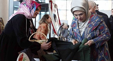 Emine Erdoğan Siirtli kadınlarla bir araya geldi