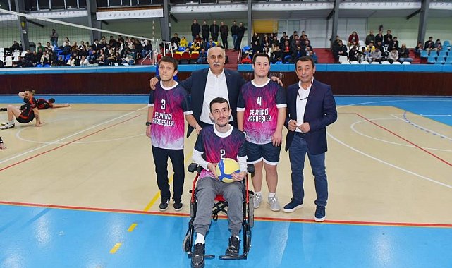 Engelli voleybol takımına büyük destek