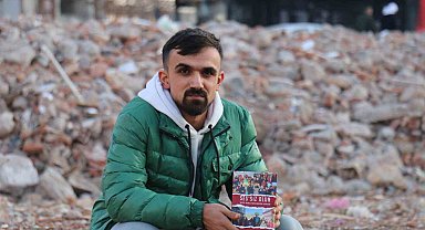 Enkaz altından çıktıktan sonra yaşadıklarını kaleme aldı
