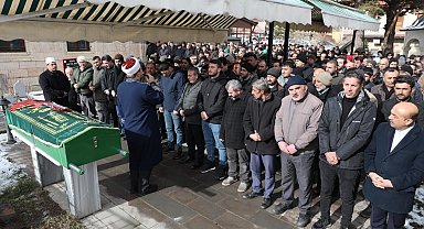 Erzincan İl Tarım ve Orman Müdürü Şahin'in annesi son yolculuğuna uğurlandı