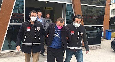 Eşini öldüren sanıktan ilginç savunma: "Öldüğüne emin olayım ben de kendimi asacağım"