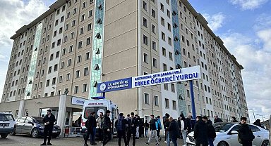 Eski biber gazları infilak etti, üniversite öğrencileri büyük panik yaşadı