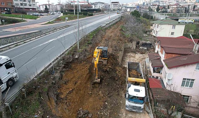 Eskihisar feribot yolu genişletiliyor