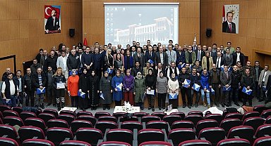 ETÜ'de 5. ve 10. yılını tamamlayan personellere teşekkür belgesi verildi