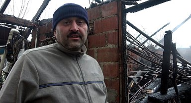 Evin kesilen elektriği 6 kişiyi alevlerin arasında kalmaktan kurtardı