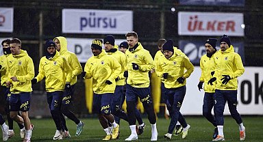 Fenerbahçe hazırlıklarını tamamlayarak kampa girdi