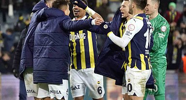 Fenerbahçe, yenilmezlik serisini 12 maça çıkardı