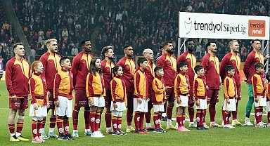 Galatasaray'da 2 değişiklik