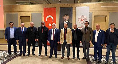 Gazeteciler, Zonguldak Valiliği'nin düzenlediği yemekte bir araya geldi