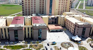 Gazi Yaşargil Eğitim ve Araştırma Hastanesinde 2023'te 3 milyon hasta muayenesi yapıldı