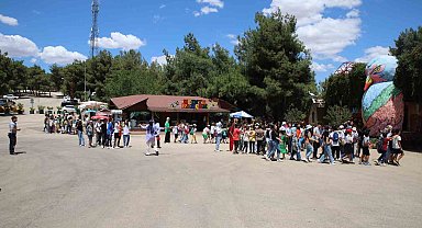 Gaziantep Hayvanat Bahçesi'ni 1 yılda 4 milyon 750 bin kişi ziyaret etti
