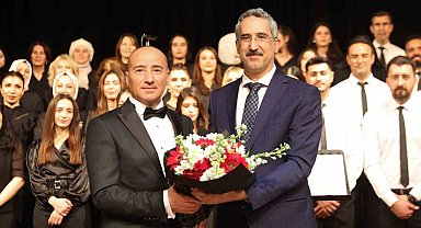 Gaziantep'te Türk Halk Müziği Korosu'ndan yeni yıl konseri