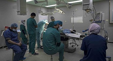Gazze'deki El Amal Hastanesi'nde oksijenin tükenmesi nedeniyle ameliyatlar durdu