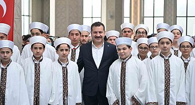 Genç hafızlar mezuniyet coşkusunu yaşadı