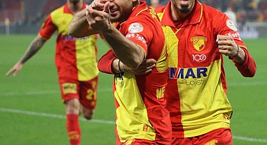Göztepe, ikinci yarılarda açılıyor