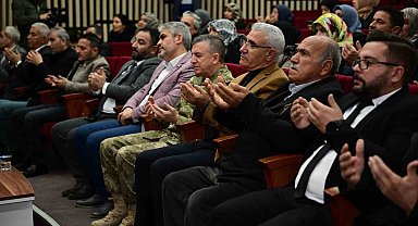 Güder: "Bayrak uğruna, toprak uğruna can verip devleşen birileri var"