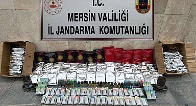 Gümrük kaçağı elektronik sigaralar ile tütün ele geçirildi