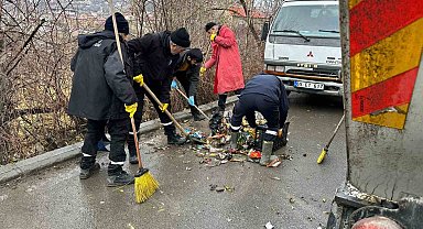Hakkari'de 50 personel ile çevre temizliği