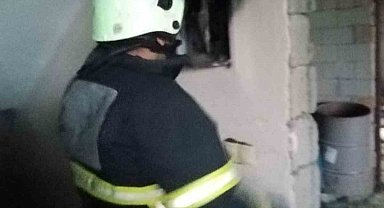 Hatay'da bir evin elektrik panosunda yangın çıktı