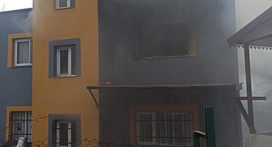 Hatay'da çıkan ev yangına itfaiye ekipleri tarafından söndürüldü