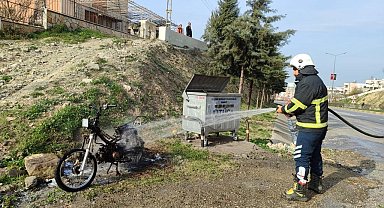 Hatay'da motosiklet yandı