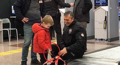 Havaalanı polisini şok eden olay