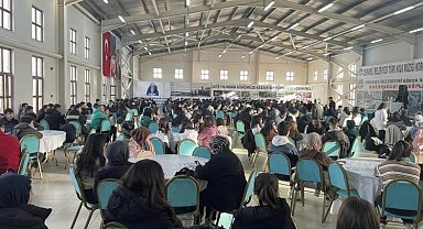 Hayatını kaybeden öğretmeni meslektaşları unutmadı