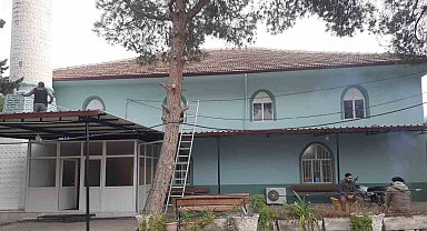 Hayırseverler destek verdi köy camisi yenilendi