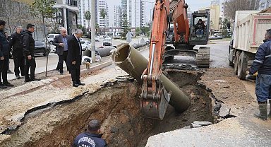 Hilmi Kürklü Bulvarı'nda 2 km'lik su hattı yenilendi