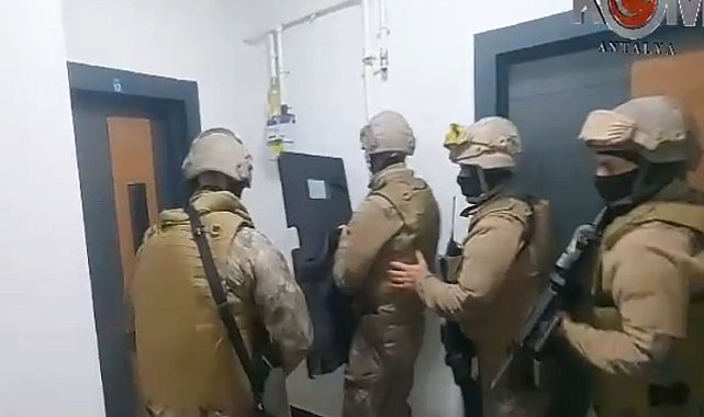Interpol tarafından uluslararası düzeyde aranan 18 şahıs Antalya'da yakalandı
