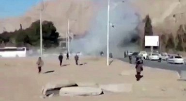 İran Acil Yardım Kurumu Sözcüsü Mücteba Halidi, Kirman kentinde meydana gelen iki patlamada ölenlerin sayısının 73'e, yaralı sayısının 170'e yükseldiğini açıkladı.
