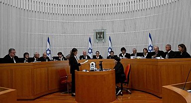 İsrail'de Yüksek Mahkeme, mahkemenin yetkilerini sınırlandıran yasayı iptal etti