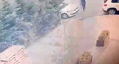 İstanbul'da eczaneden güneş kremi hırsızlığı kamerada: Dolmuşa binerek uzaklaştı