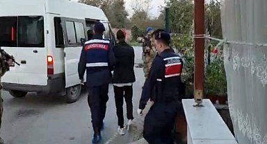 Jandarma bir ayda 244 düzensiz göçmen ve 26 organizatörü yakaladı