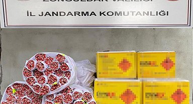Jandarma dinamit ve fünye ele geçirdi