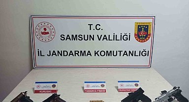Jandarma ekipleri asker eğlencesinde silah ele geçirdi