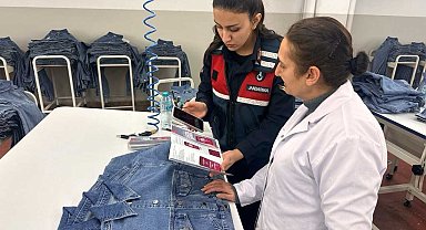 Jandarma ekipleri KADES uygulamasını tanıtmaya devam ediyor