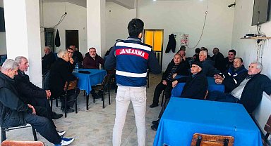 Jandarma ekipleri köylerdeki eğitimlerini sürdürüyor
