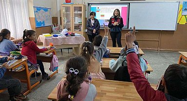 Jandarmadan 128 öğrenciye 'suçtan korunma' eğitimi