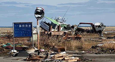 Japonya'daki 7.6'lık depremde can kaybı 213'e yükseldi